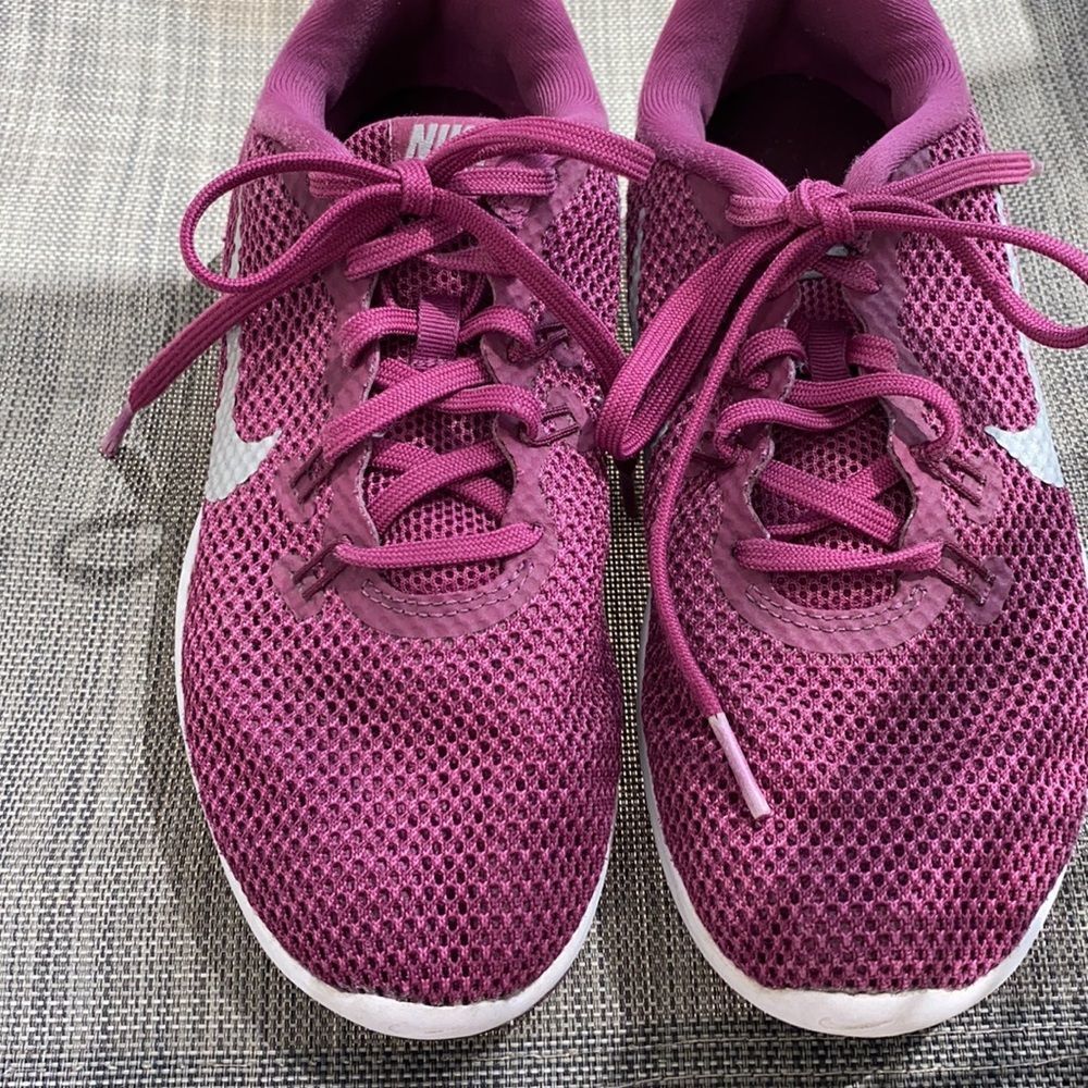 Nike Training FlexTR7 Size 5.5
